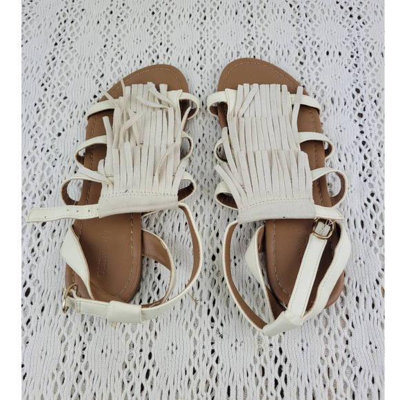 Old Navy Cream Tiered Tassel Gladiator Flats Sandals Shoes Women's Size 7 - Picture 4 of 9